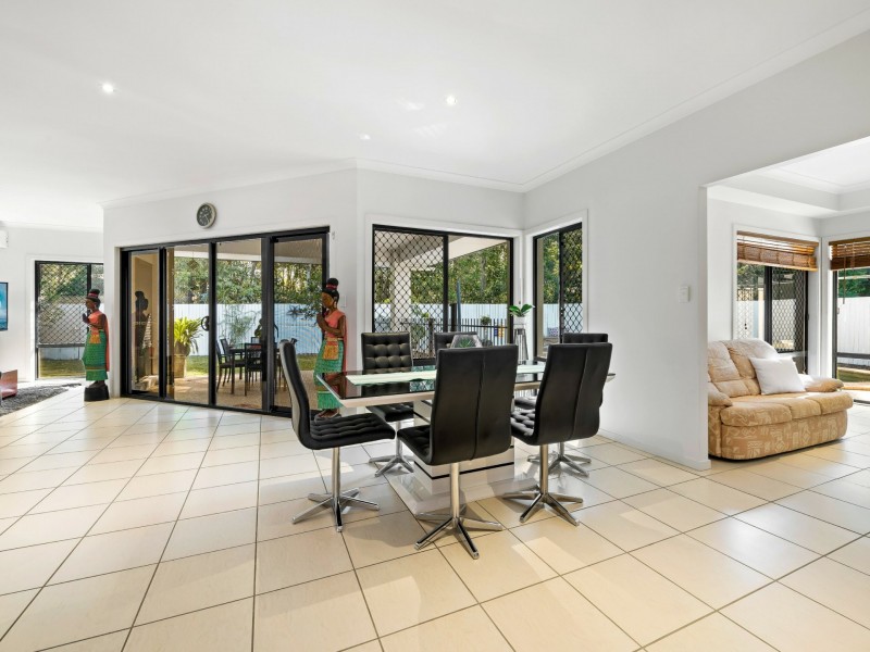 19 Stillwater Drive, Twin Waters QLD 4564