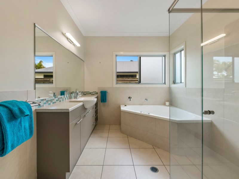 47 Anchorage Circuit, Twin Waters QLD 4564