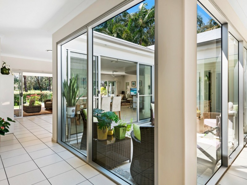 8 Carnoustie Court, Twin Waters QLD 4564