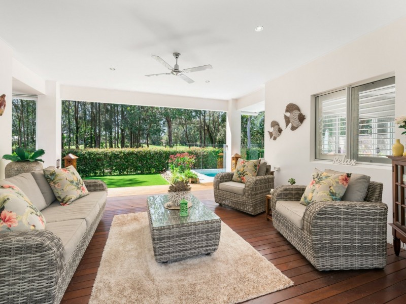 8 Carnoustie Court, Twin Waters QLD 4564