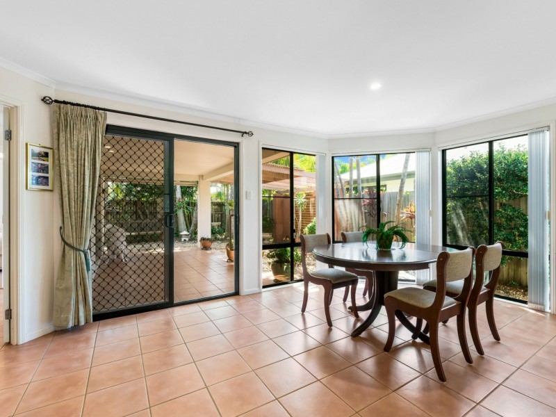 9 Baker-Finch Place, Twin Waters QLD 4564