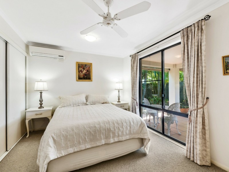 9 Baker-Finch Place, Twin Waters QLD 4564