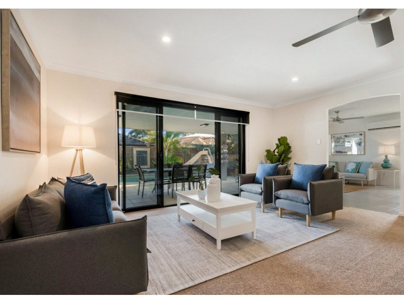 2 Skipper Place, Twin Waters QLD 4564