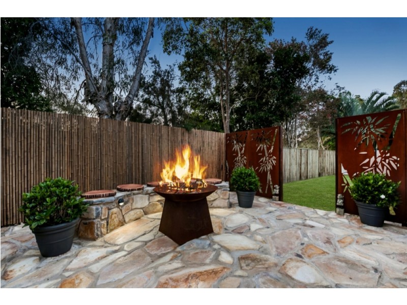 2 Skipper Place, Twin Waters QLD 4564