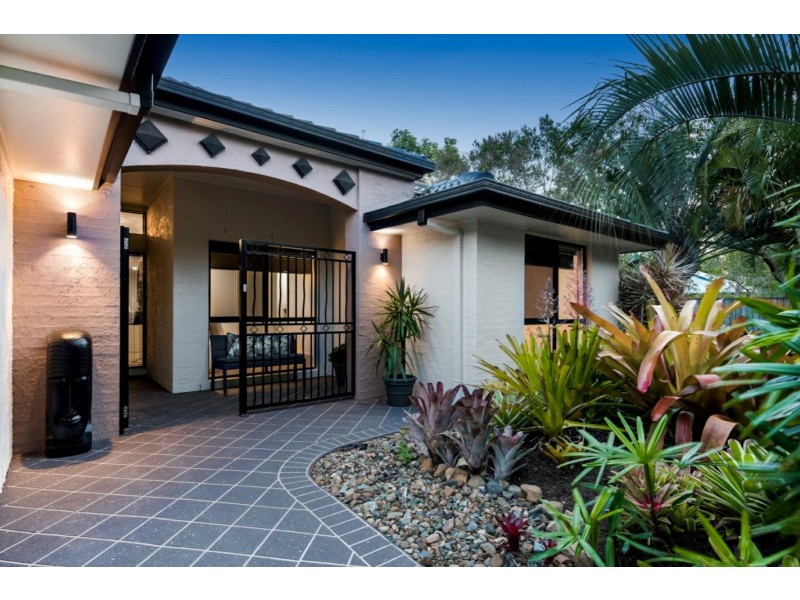 2 Skipper Place, Twin Waters QLD 4564