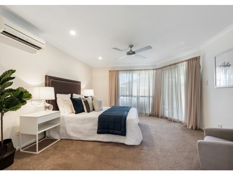 2 Skipper Place, Twin Waters QLD 4564