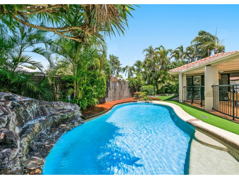 11 Brushbox Circuit, Twin Waters QLD 4564