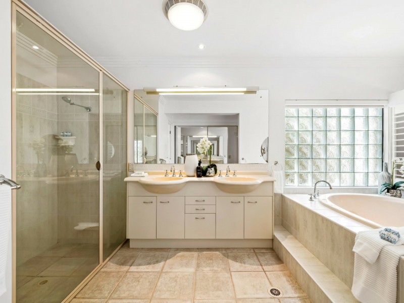 11 Brushbox Circuit, Twin Waters QLD 4564