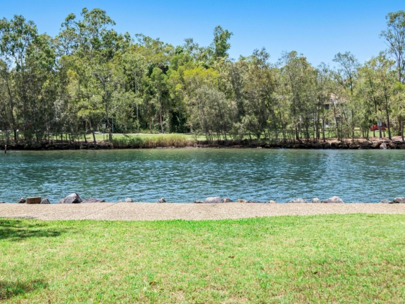 11 Brushbox Circuit, Twin Waters QLD 4564