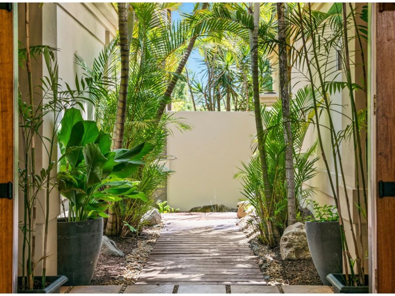 11 Brushbox Circuit, Twin Waters QLD 4564