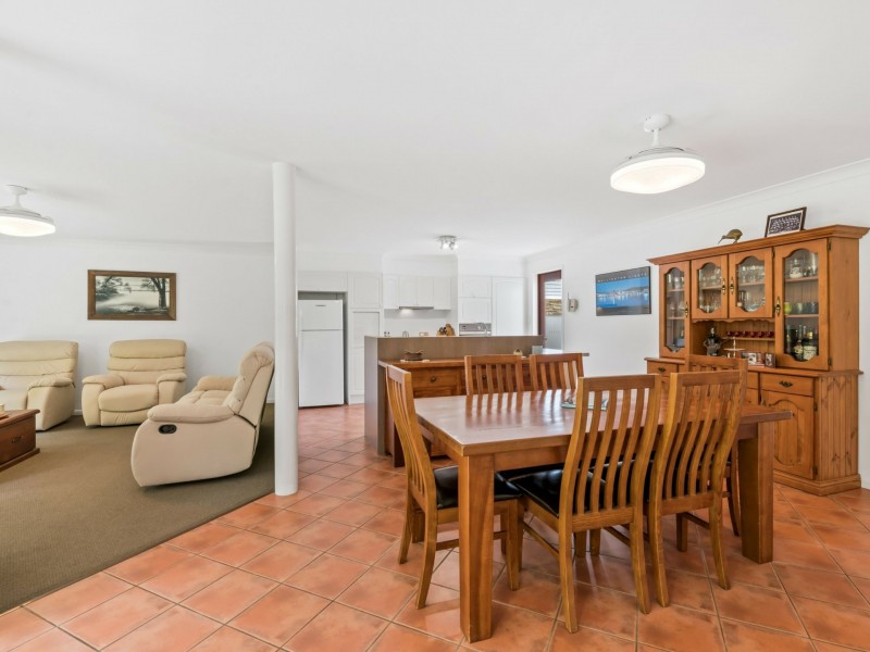 10 Tralee Place, Twin Waters QLD 4564
