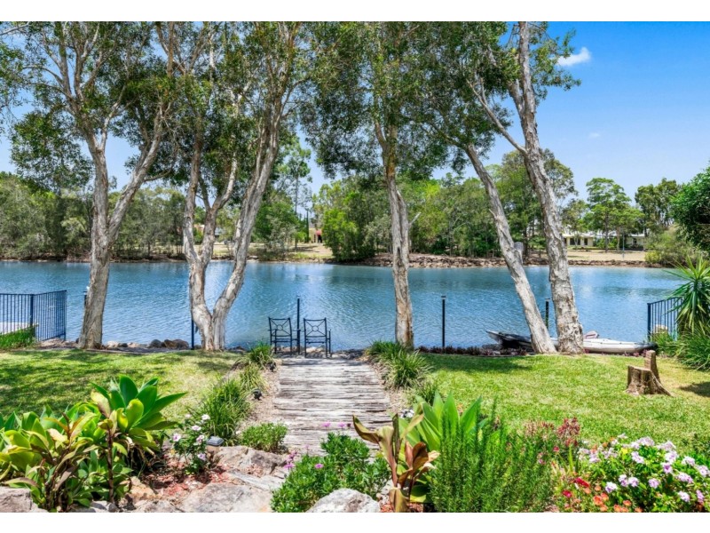 16 Waterside Drive, Twin Waters QLD 4564