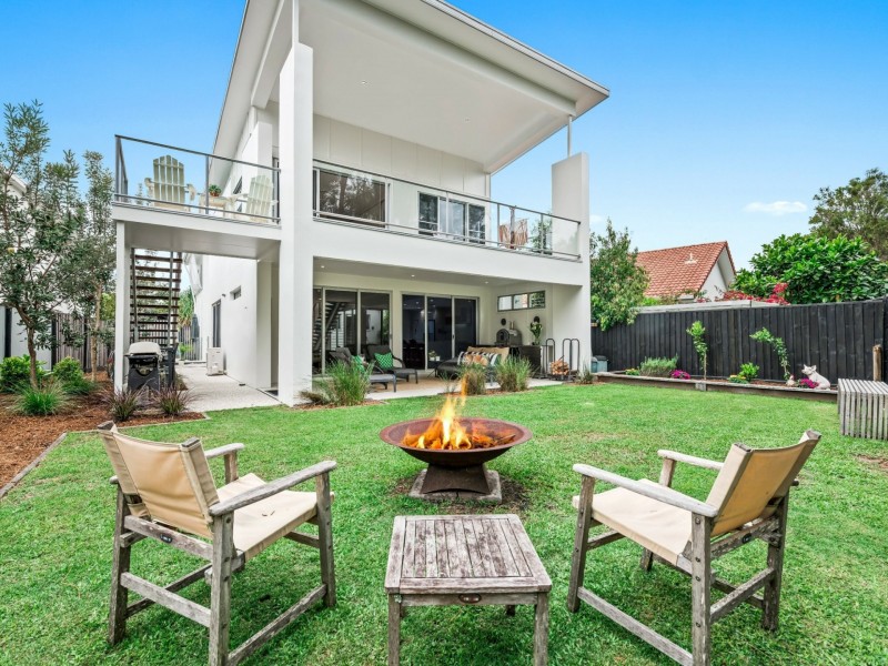 30 Anchorage Cct, Twin Waters QLD 4564