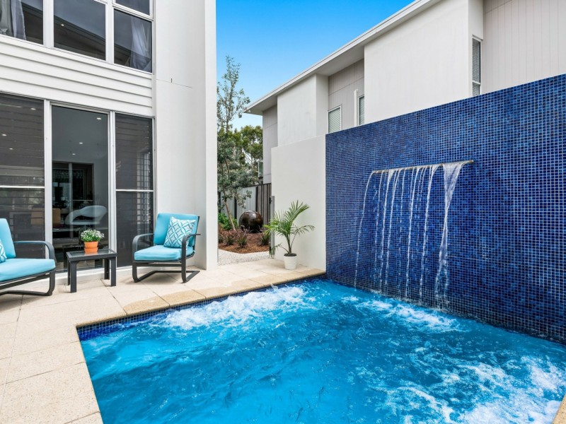 30 Anchorage Cct, Twin Waters QLD 4564