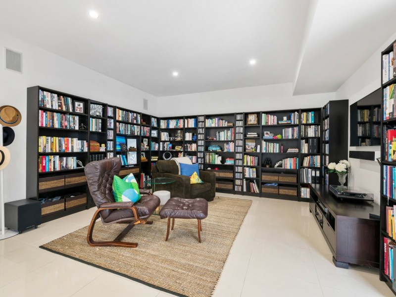 30 Anchorage Cct, Twin Waters QLD 4564