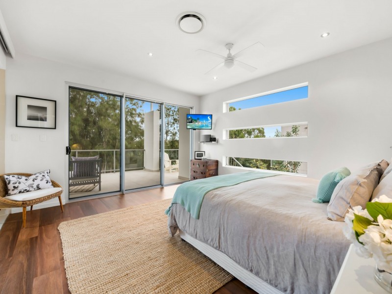 30 Anchorage Cct, Twin Waters QLD 4564