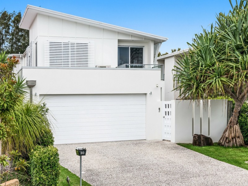 30 Anchorage Cct, Twin Waters QLD 4564