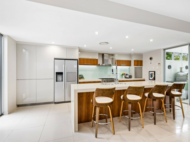 30 Anchorage Cct, Twin Waters QLD 4564