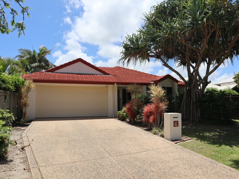 6 Parsons Bank Drive, Twin Waters QLD 4564