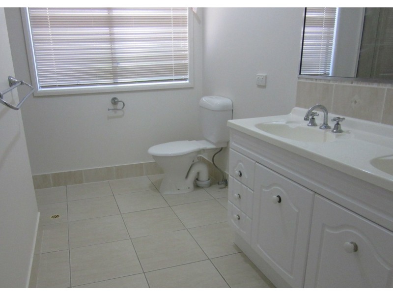 6 Parsons Bank Drive, Twin Waters QLD 4564