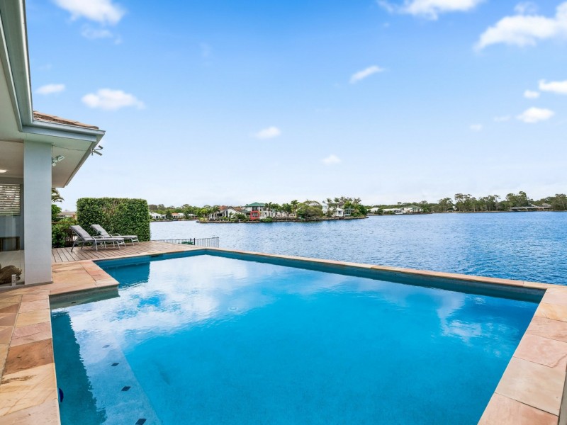 9 Moorings Circuit, Twin Waters QLD 4564