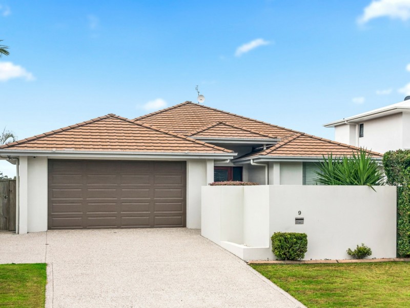9 Moorings Circuit, Twin Waters QLD 4564