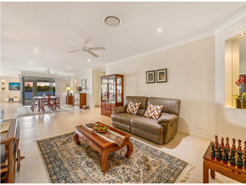 9 Moorings Circuit, Twin Waters QLD 4564