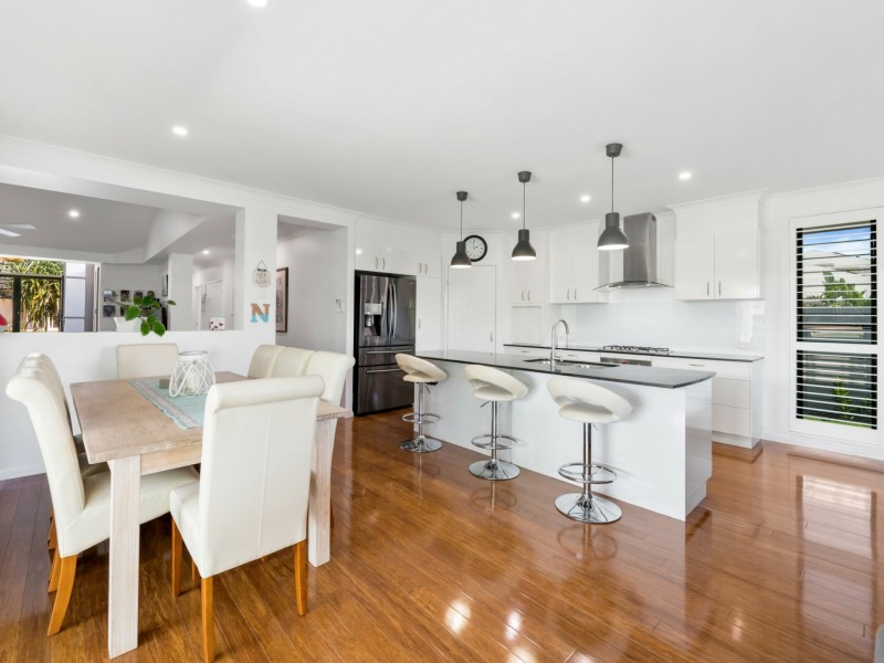 1 Sand Lane, Twin Waters QLD 4564