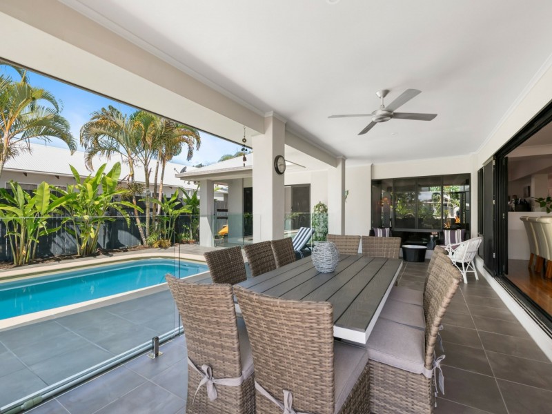 1 Sand Lane, Twin Waters QLD 4564
