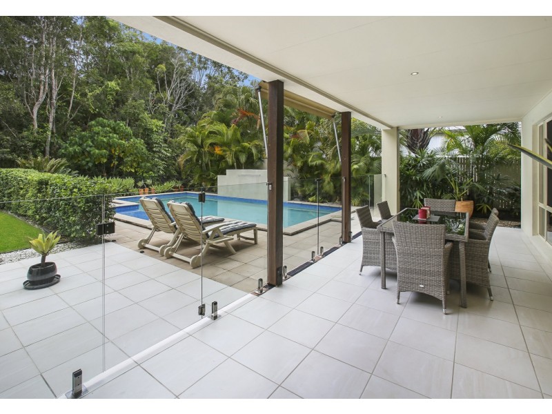 22 Baker Finch Pl, Twin Waters QLD 4564