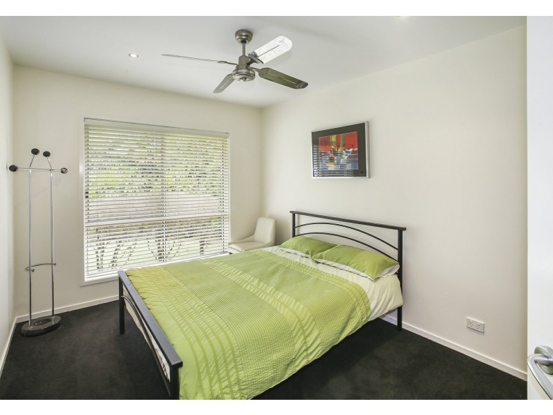 22 Baker Finch Pl, Twin Waters QLD 4564