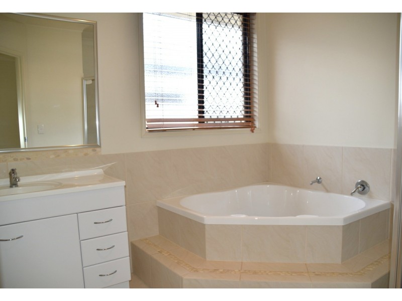 12 Tassel Place, Twin Waters QLD 4564
