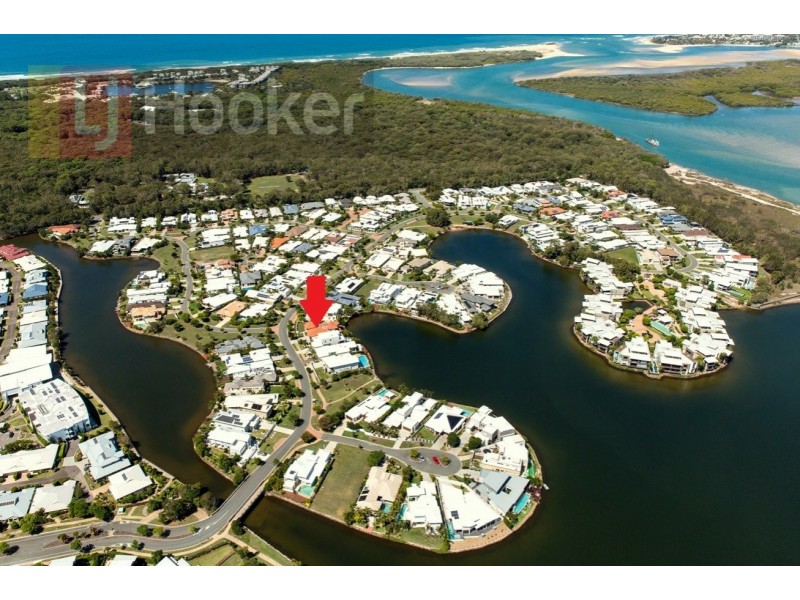 42 Baywater Drive, Twin Waters QLD 4564