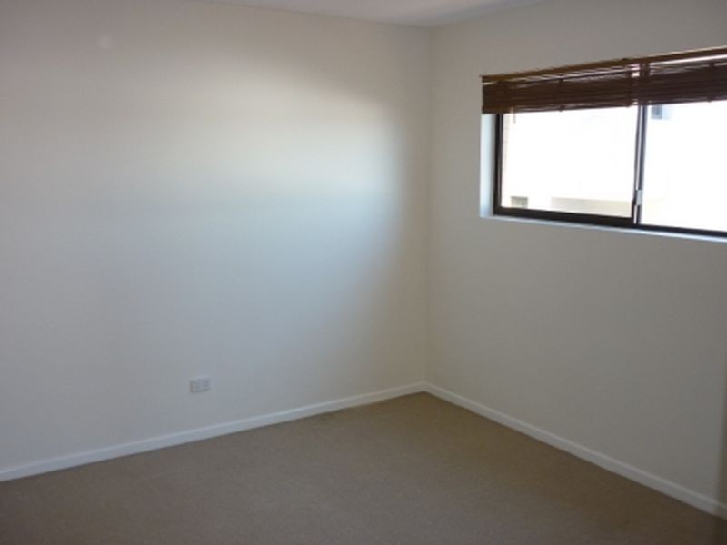 Alexandra Headland QLD 4572