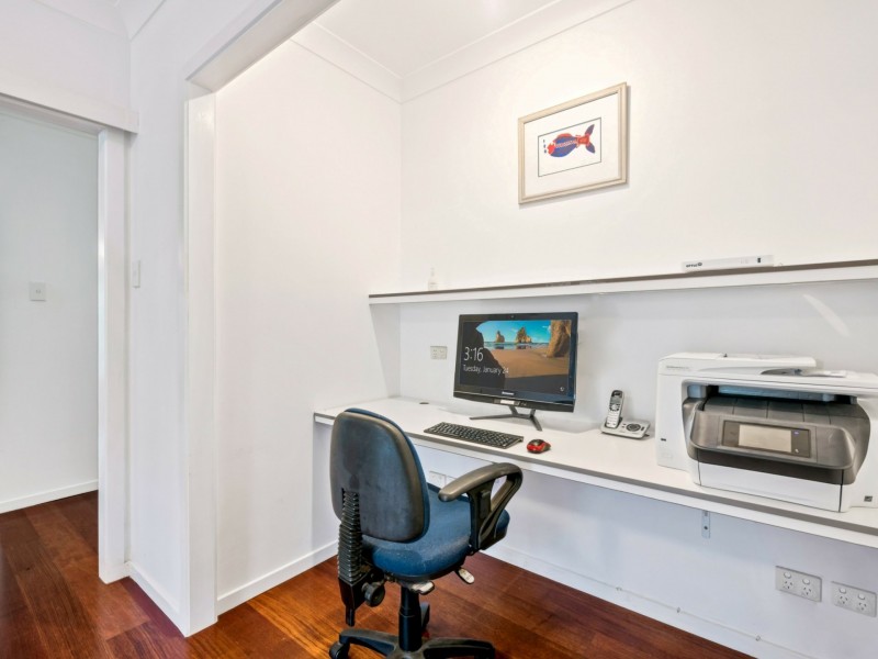 18 Friarbird Place, Twin Waters QLD 4564