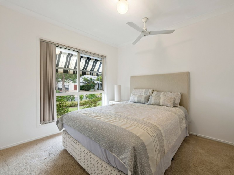 18 Friarbird Place, Twin Waters QLD 4564