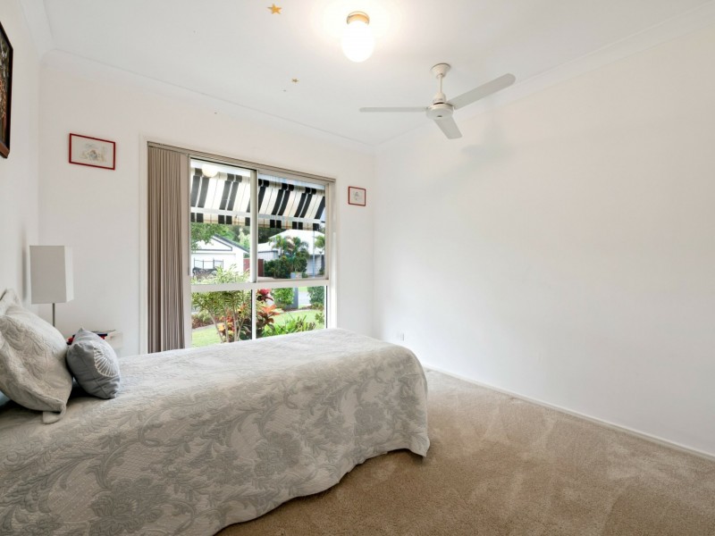 18 Friarbird Place, Twin Waters QLD 4564