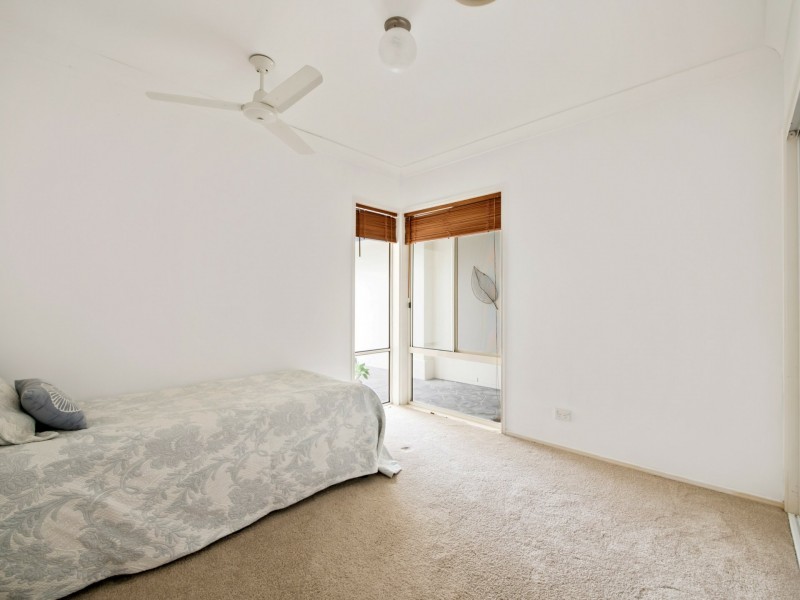 18 Friarbird Place, Twin Waters QLD 4564