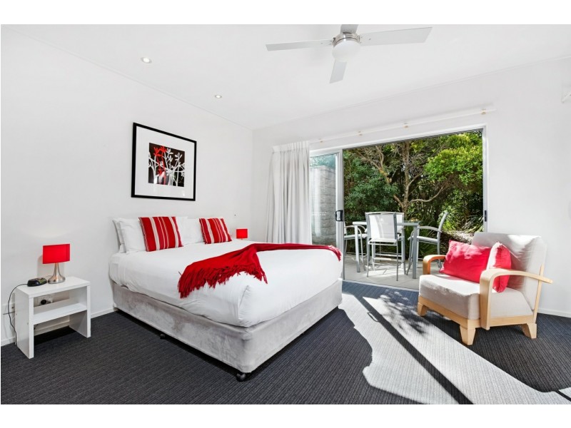 146/80 North Shore Road, Twin Waters QLD 4564