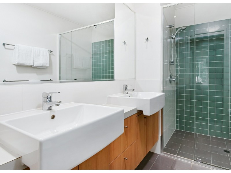 146/80 North Shore Road, Twin Waters QLD 4564