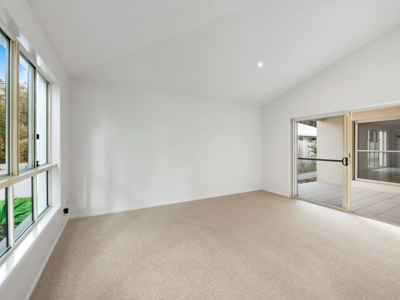 31 Stillwater Drive, Twin Waters QLD 4564