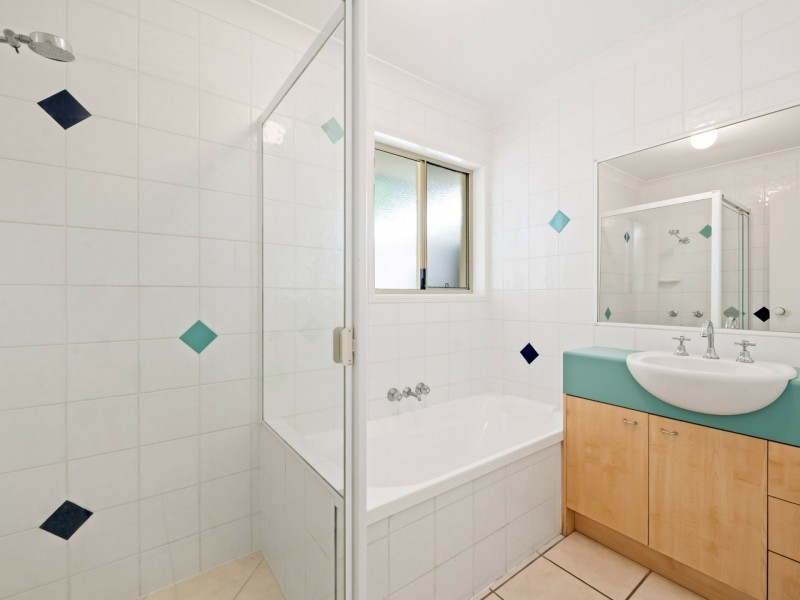 31 Stillwater Drive, Twin Waters QLD 4564