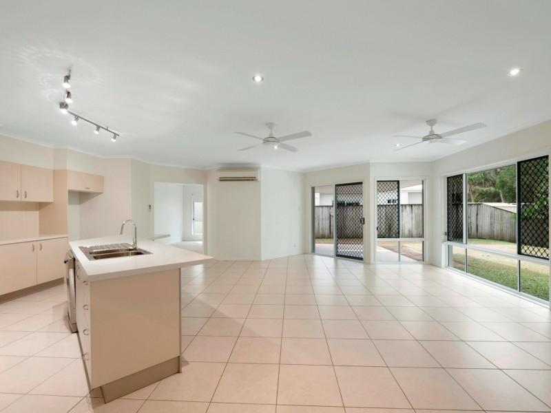 13 Sand Lane, Twin Waters QLD 4564