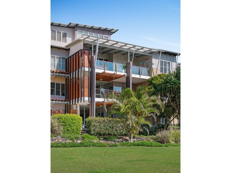 75/80 North Shore Road, Twin Waters QLD 4564