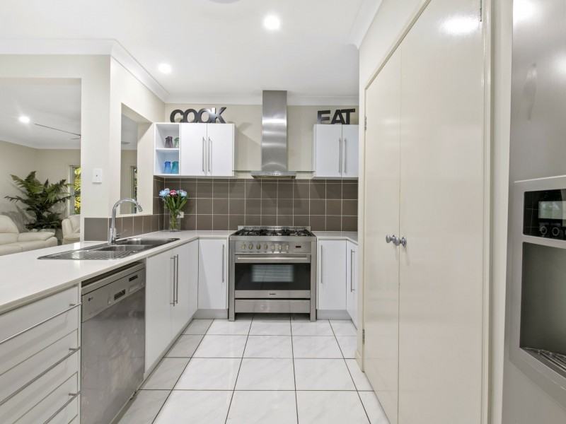 17 Anchorage Circuit, Twin Waters QLD 4564