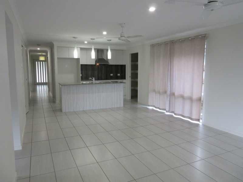 6 Wickerson Cr, Bli Bli QLD 4560