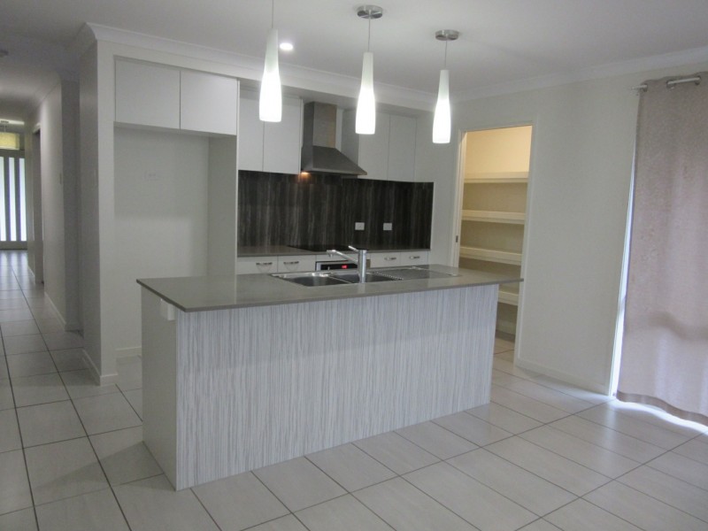 6 Wickerson Cr, Bli Bli QLD 4560