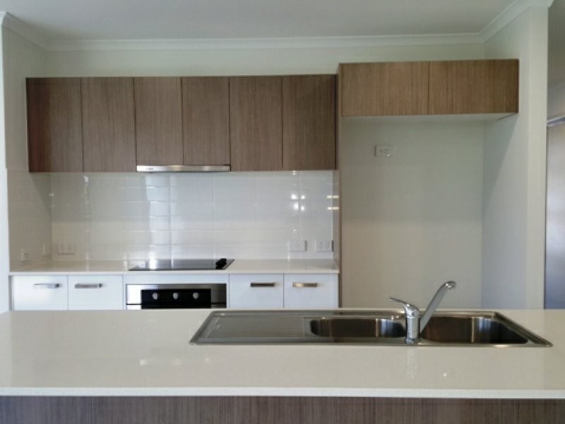 24 Ameen Cct, Mudjimba QLD 4564