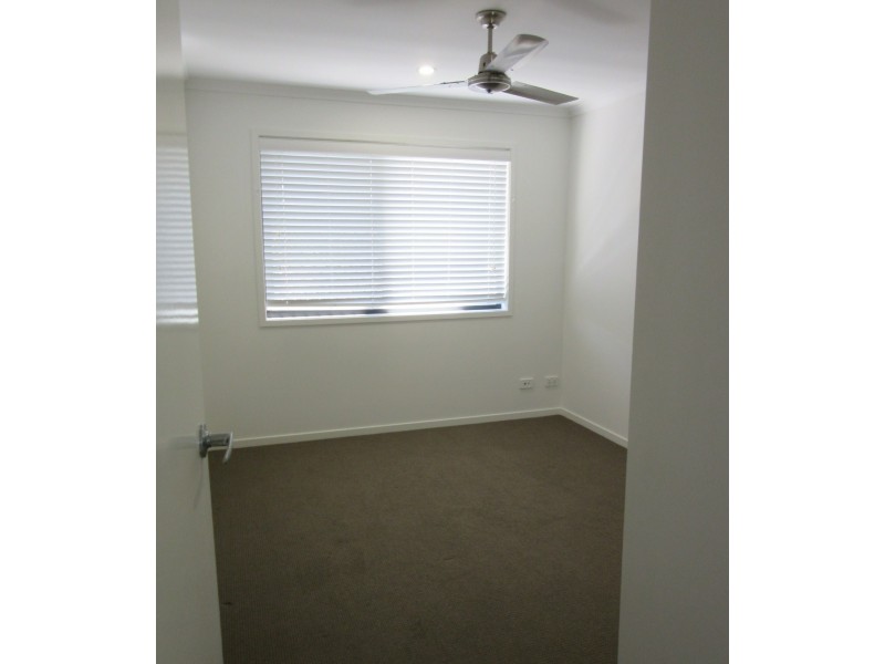 24 Ameen Cct, Mudjimba QLD 4564