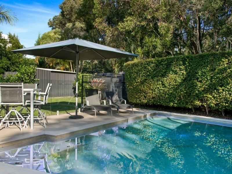 19 Barcoola Place, Twin Waters QLD 4564